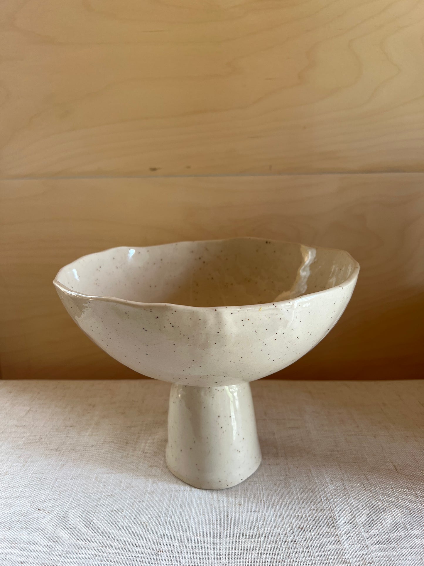 Pedestal Bowl Speckle Clay
