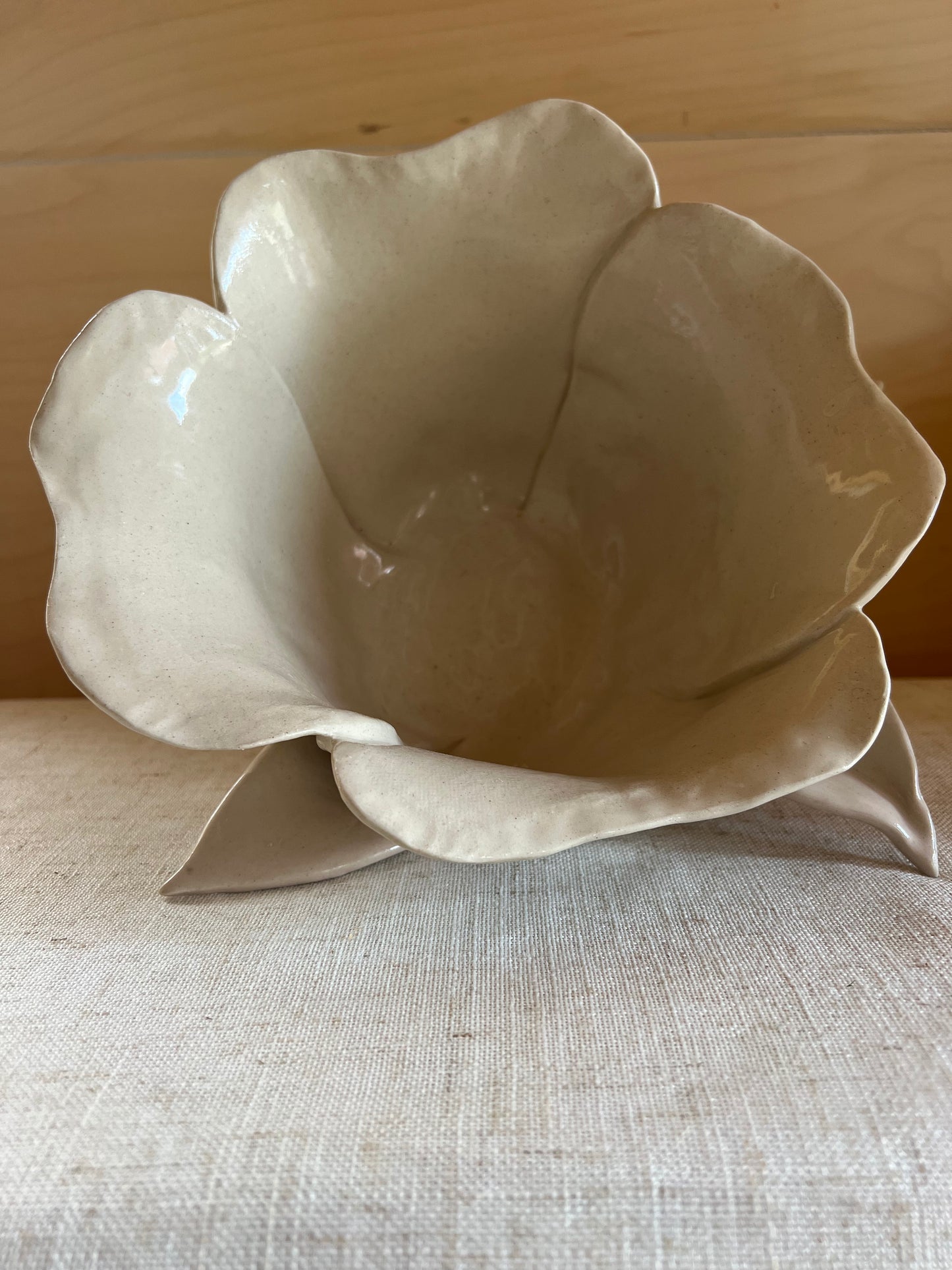 Tulip Serving Bowl