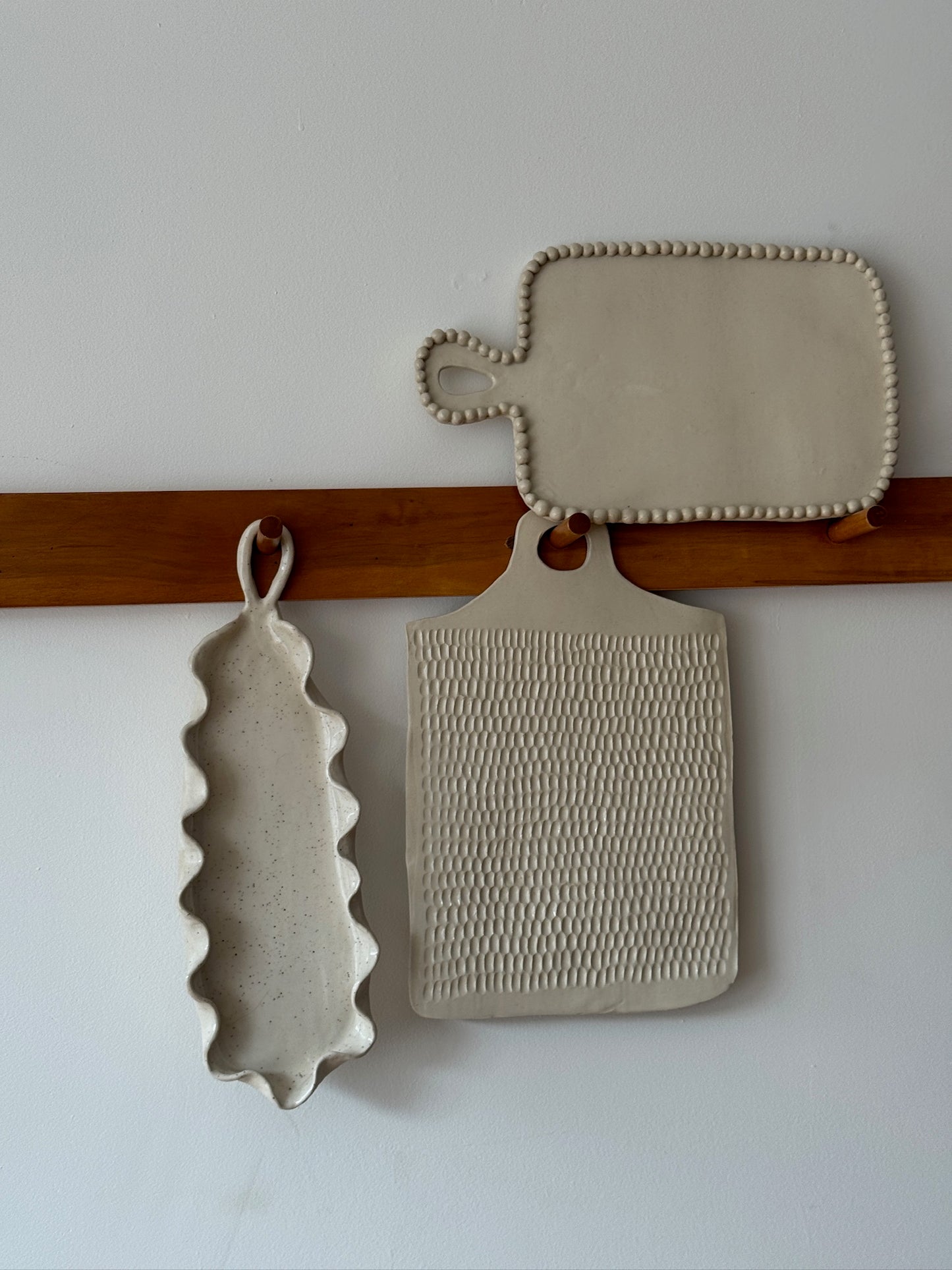 Speckle Ruffle Tray