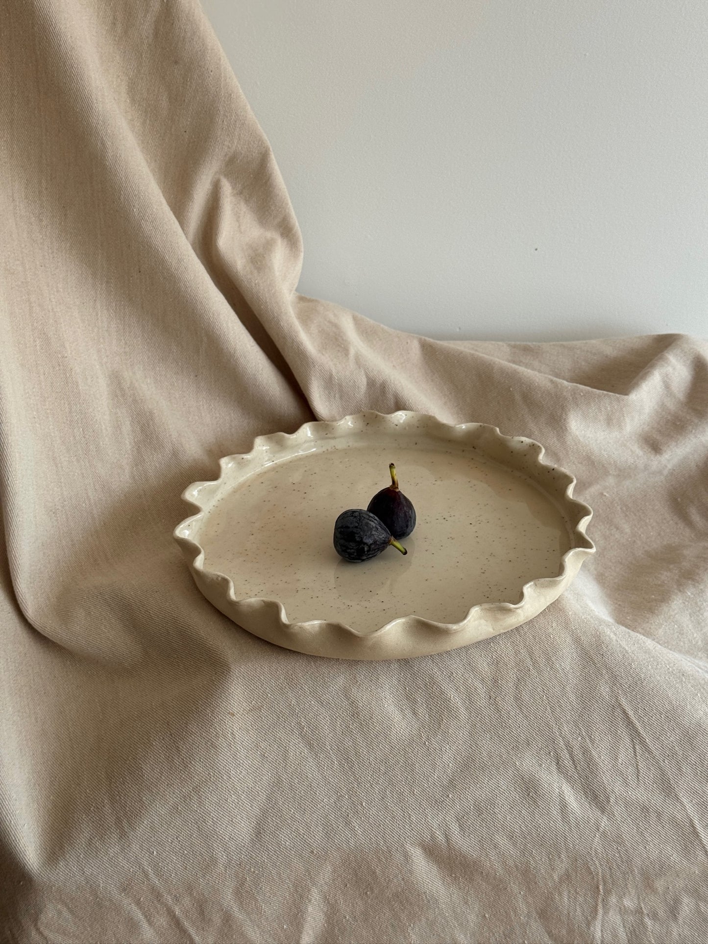 Ruffle Serving Tray