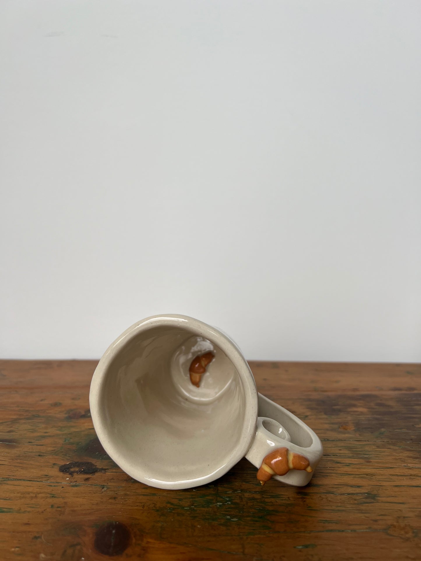 Croissant Mug 4